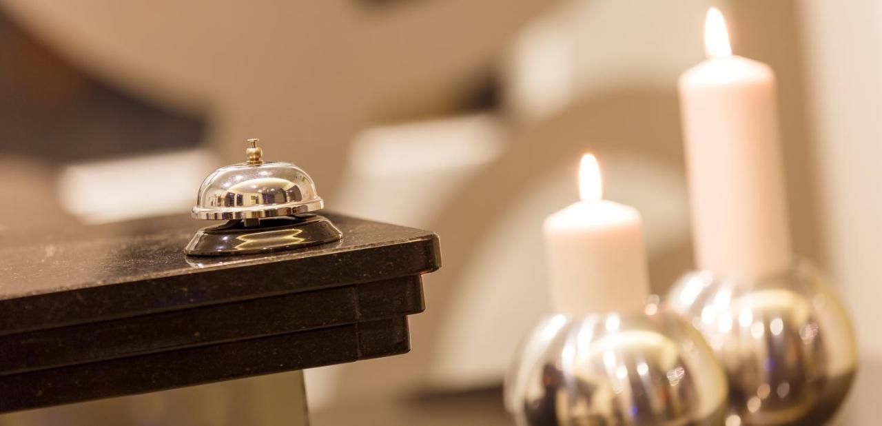Business Hotel First Feusisberg Bagian luar foto