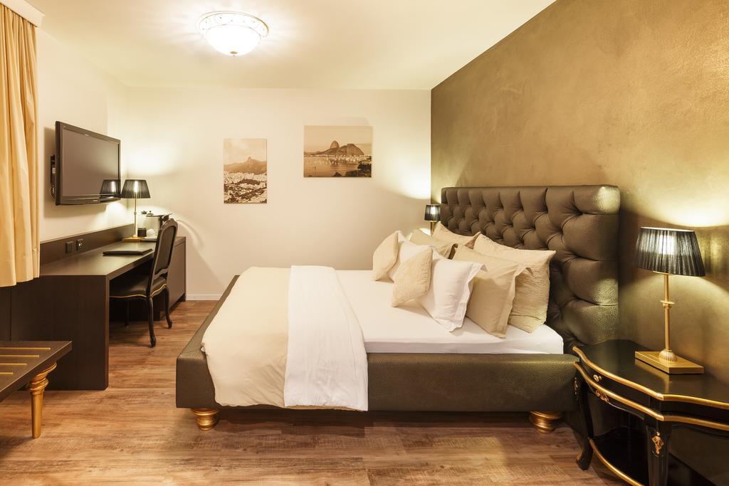 Business Hotel First Feusisberg Bagian luar foto